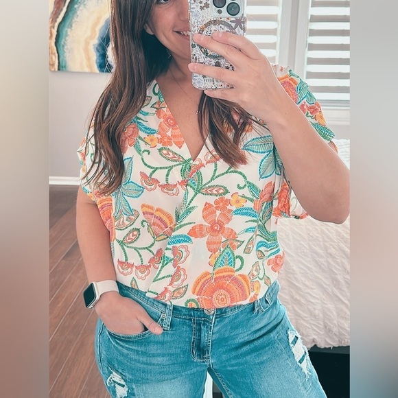 Flying Tomato Floral Printed Woven Bodysuit. - Picture 7 of 7